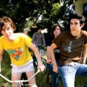 Hellogoodbye - List pictures