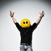 Mike Candys - List pictures