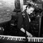 Erin Christine - List pictures