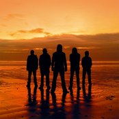 Embrace - List pictures