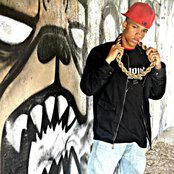 Khrys Lawson - List pictures