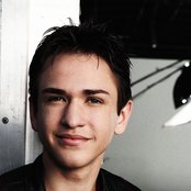 Aaron Kelly - List pictures