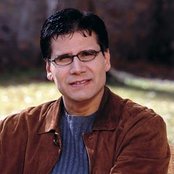 Jesus Adrian Romero - List pictures