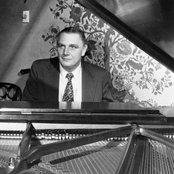 Dave Mckenna - List pictures