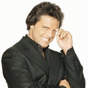 Luis Miguel - List pictures