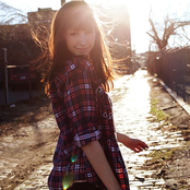 Lucy Schwartz - List pictures