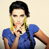 Nelly Furtado - List pictures
