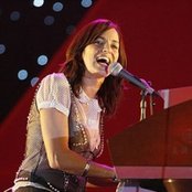 Chantal Kreviazuk - List pictures