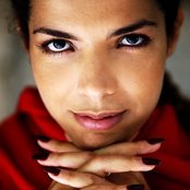 Vanessa Da Mata - List pictures