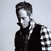 Toby Mac - List pictures