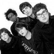 Pretty Girls Make Graves - List pictures