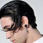 T.o.l.d. - List pictures