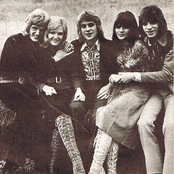 New Seekers - List pictures