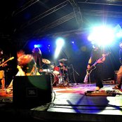 Hug Me Mum - List pictures