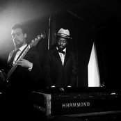 Adrian Younge - List pictures