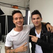 J Balvin - List pictures