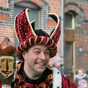 Kenny - List pictures