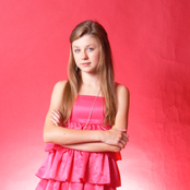 Alana Lee - List pictures