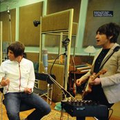 Beady Eye - List pictures