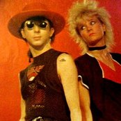 Anni Hogan - List pictures