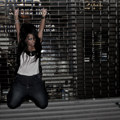 Shanell - List pictures