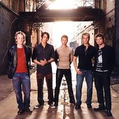 Plus One - List pictures