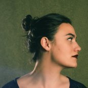 Nadine Shah - List pictures