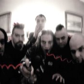 American Head Charge - List pictures