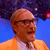 Phill Collins - List pictures