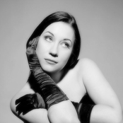 Holly Cole - List pictures