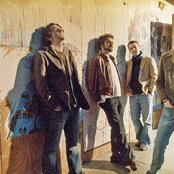 Stand - List pictures