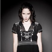 Ximena Sarinana - List pictures