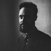 Rodrigo Amarante - List pictures
