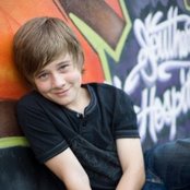 Luke Benward - List pictures