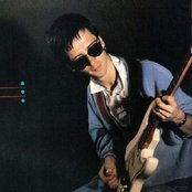 Johnny Marr - List pictures
