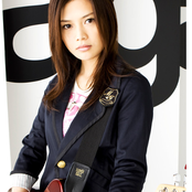 Yui - List pictures