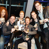 Nashville Cast - List pictures