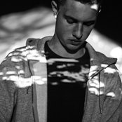 Evian Christ - List pictures