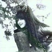 Rose Mcdowall - List pictures