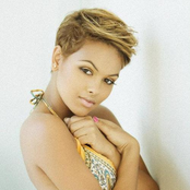 Alexandra Joner - List pictures