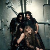 Kiss - List pictures