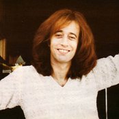 Robin Gibb - List pictures