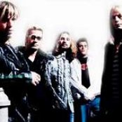 Pay The Girl - List pictures