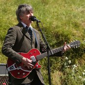 Neil Finn - List pictures