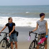 The Ditty Bops - List pictures