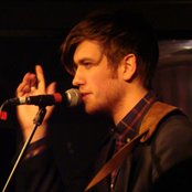 Bobby Long - List pictures