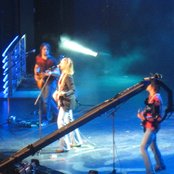 Decemberadio - List pictures