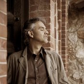Andrea Bocelli - List pictures