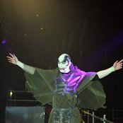 Showtek - List pictures