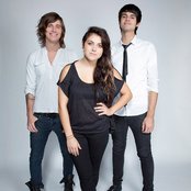 Versaemerge - List pictures